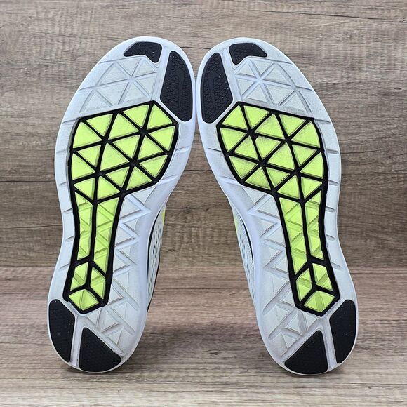 Nike Flex 2016 Run Men's Size 11 White Black Running Shoes (830369-101) - Picture 8 of 9